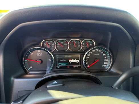 Used 2018 Chevrolet Silverado 1500 LT w/ All Star Edition image 11