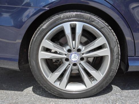 Used 2014 Mercedes-Benz E 350 Sedan w/ Premium 1 Package image 29