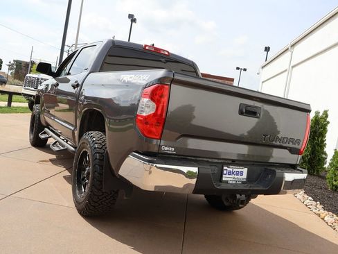Used 2020 Toyota Tundra SR5 w/ TRD Off-Road Package AWD/4WD image 4
