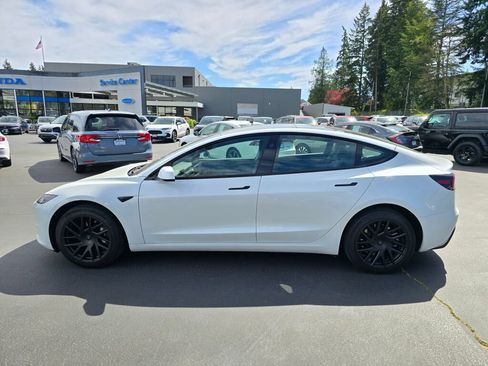 Used 2025 Tesla Model 3 Long Range RWD image 16