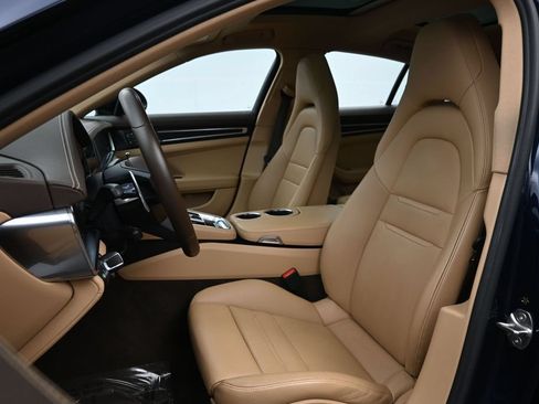 Certified 2023 Porsche Panamera Platinum Edition RWD image 5