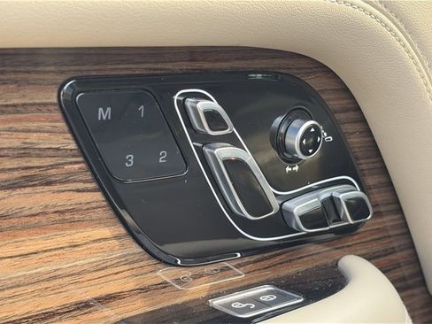 Used 2018 Land Rover Range Rover Long Wheelbase Supercharged image 22