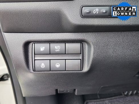 Certified 2024 Nissan Leaf SV Plus image 25