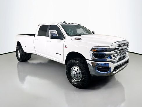 Used 2025 RAM 3500 Laramie image 1