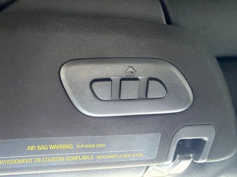 Used 2022 Chevrolet Corvette Stingray Preferred Cpe w/ Z51 Performance Package image 18