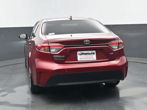 Used 2025 Toyota Corolla LE image 19