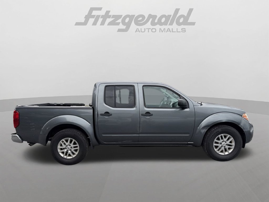 Used 2016 Nissan Frontier SV RWD image 3