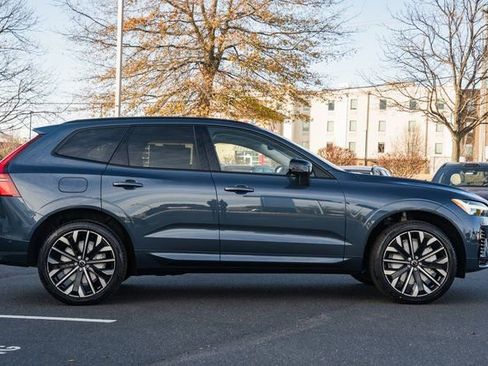 New 2026 Volvo XC60 T8 Ultra w/ Protection Package Premier image 3