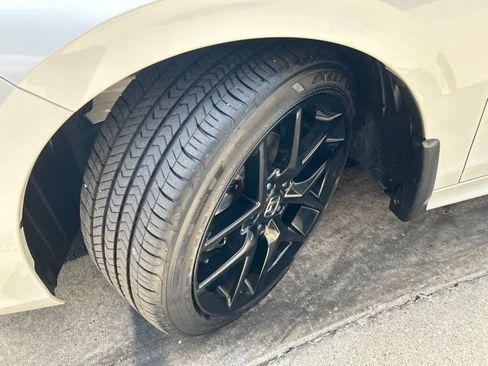 Used 2022 Honda Civic Sport image 32
