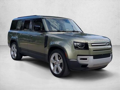 Used 2024 Land Rover Defender 130 S image 3