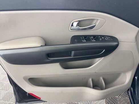 Certified 2020 Kia Sedona EX image 19