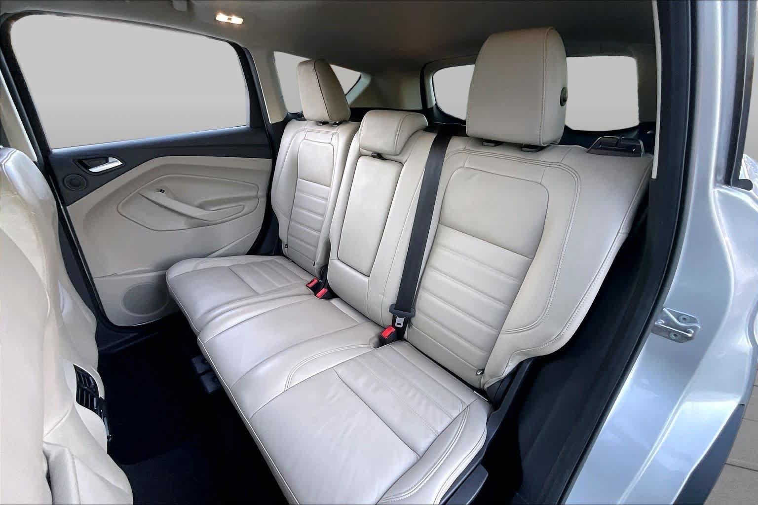 Used 2019 Ford Escape Titanium AWD/4WD image 20
