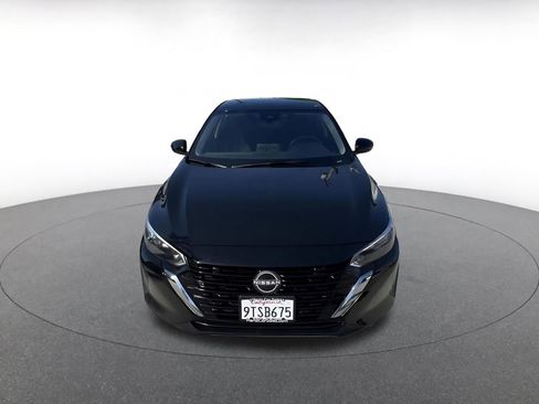 Used 2025 Nissan Sentra SV FWD image 4