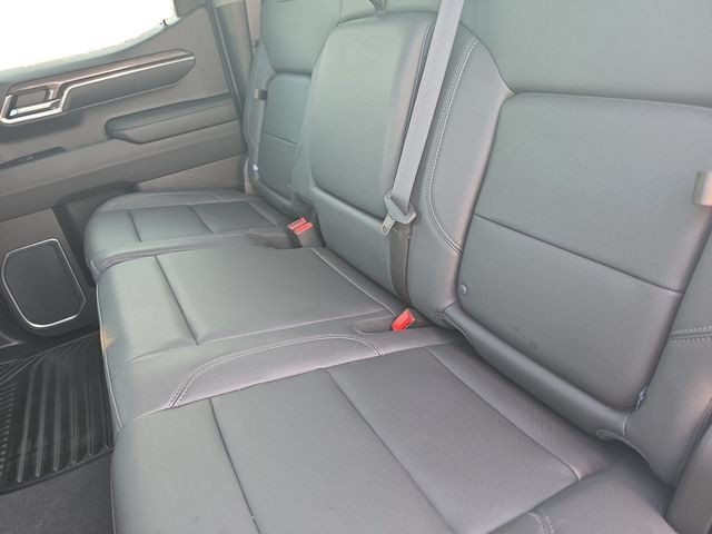Used 2023 Chevrolet Silverado 1500 LTZ w/ LTZ Convenience Package II AWD/4WD image 15