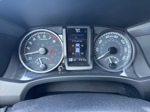 Used 2023 Toyota Tacoma TRD Sport w/ Technology Package AWD/4WD image 20
