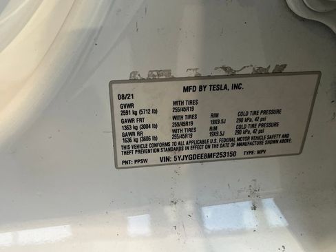 Used 2021 Tesla Model Y Long Range image 30