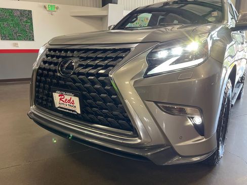 Used 2023 Lexus GX 460 Premium image 35