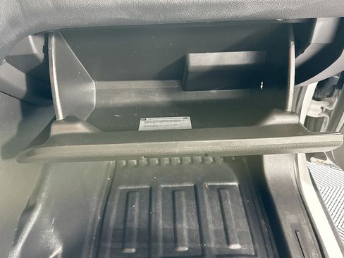 Used 2022 Chevrolet Colorado LT w/ Fleet Safety Package image 29