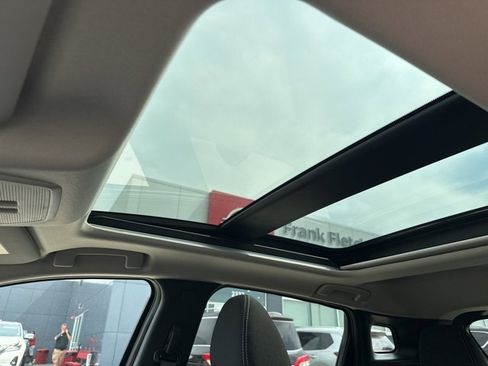 New 2025 Nissan Kicks SV w/ SV Premium Package image 11