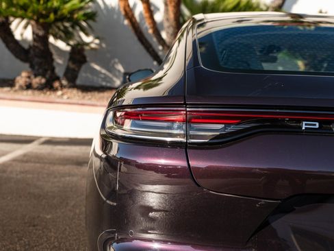 Used 2021 Porsche Panamera image 11