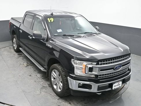 Used 2019 Ford F150 XLT w/ Equipment Group 302A Luxury AWD/4WD image 28