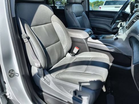 Used 2015 Chevrolet Tahoe LT AWD/4WD image 28