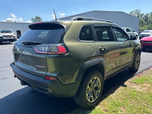 Used 2021 Jeep Cherokee Trailhawk w/ Sun, Sound & Nav Group AWD/4WD image 5