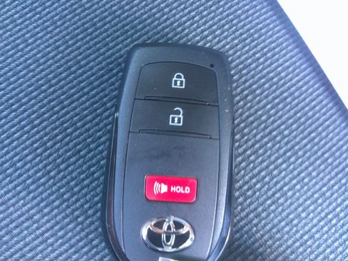 Used 2024 Toyota Prius LE image 37