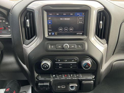 Certified 2022 Chevrolet Silverado 2500 Custom w/ Custom Convenience Package image 13