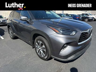 Used 2022 Toyota Highlander XLE