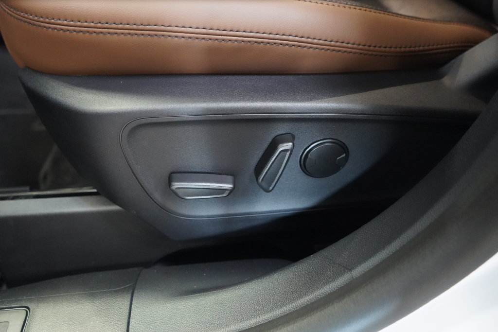 New 2026 Ford Bronco Sport Outer Banks w/ Outer Banks Tech Package+ AWD/4WD image 18