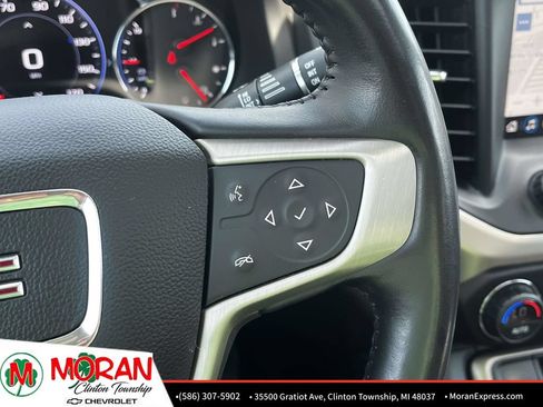 Certified 2022 GMC Acadia Denali w/ GMC Pro Grade Package AWD/4WD image 21