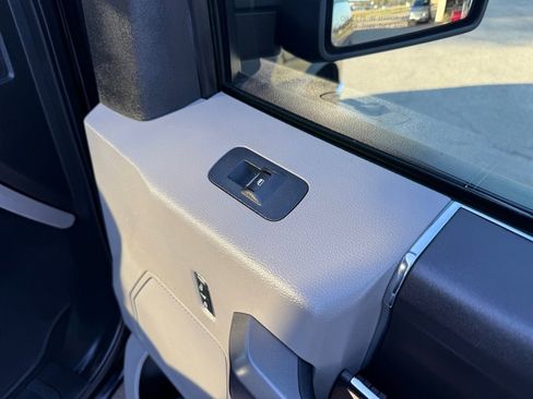 Used 2019 Ford F150 XLT w/ Equipment Group 301A Mid image 26