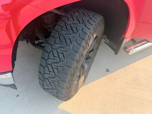 Used 2019 Chevrolet Silverado 1500 LT w/ All-Star Edition image 35