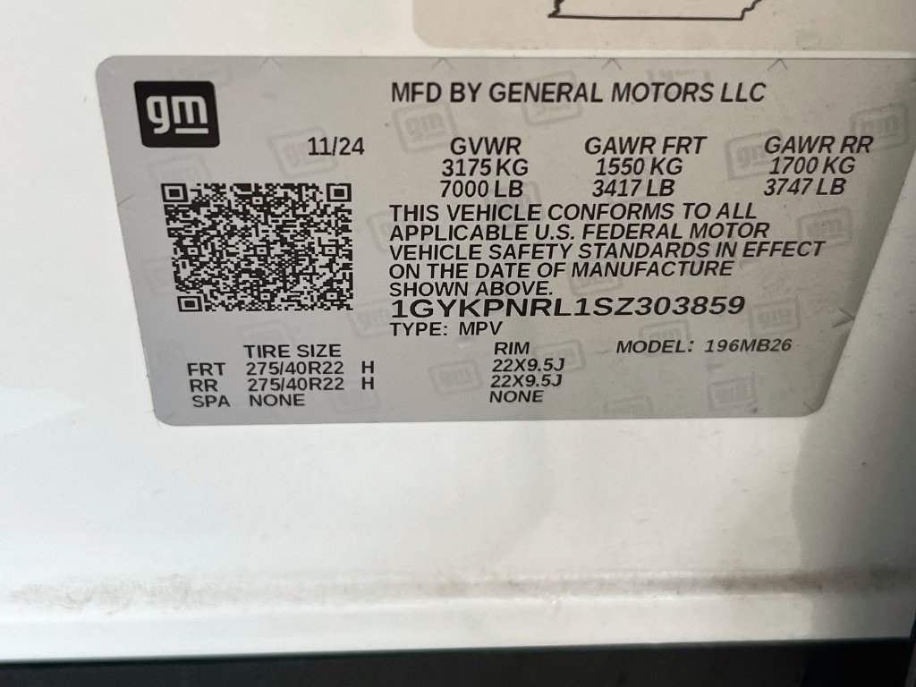 Used 2025 Cadillac Lyriq Luxury w/ LPO, Floor Liner Package AWD/4WD image 32
