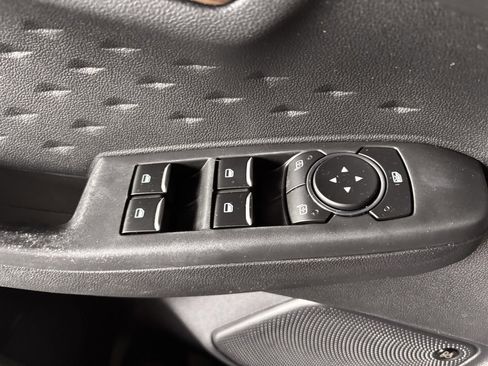 Used 2020 Ford Escape Titanium image 12