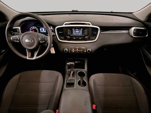 Used 2016 Kia Sorento FWD image 14