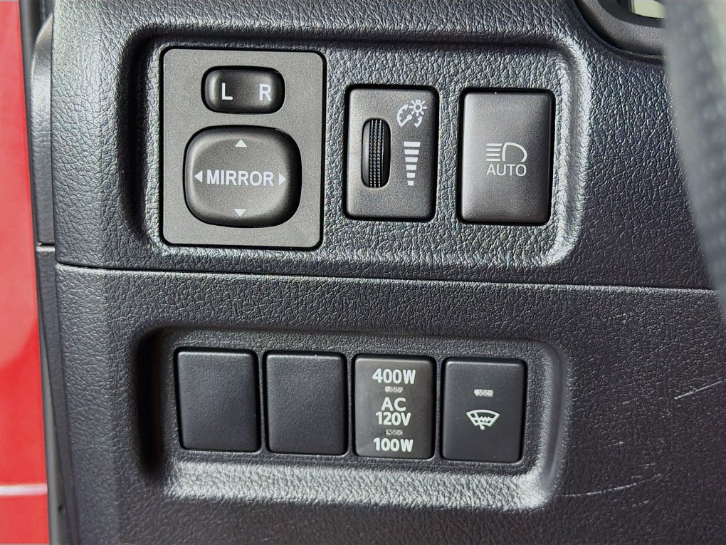 Used 2023 Toyota 4Runner SR5 Premium w/ Moonroof Package RWD image 15