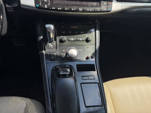 Used 2012 Lexus CT 200h Premium w/ Premium Audio Pkg FWD image 22
