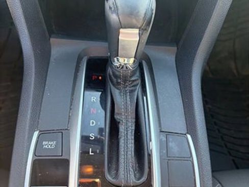 Used 2018 Honda Civic EX-L image 22