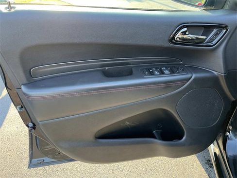 Used 2023 Dodge Durango GT image 27