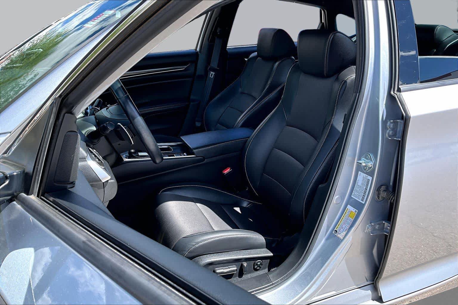 Used 2021 Honda Accord Sport image 8
