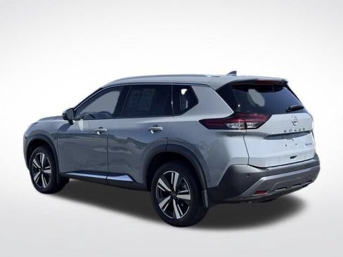 Used 2023 Nissan Rogue SL w/ SL Premium Package AWD/4WD image 9