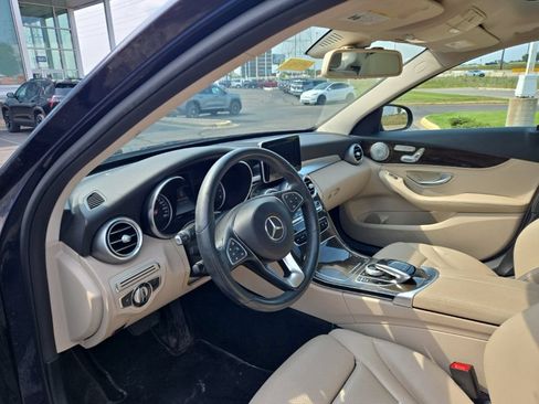Used 2015 Mercedes-Benz C 300 4MATIC Sedan image 10