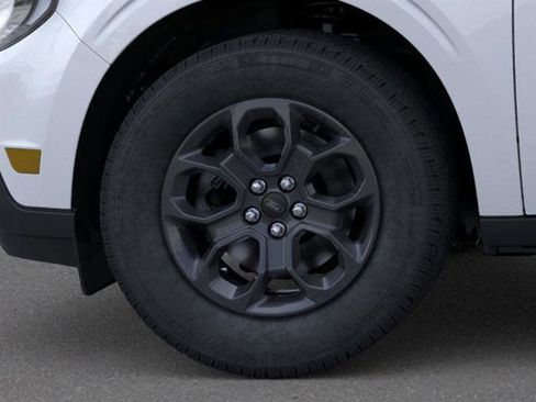 New 2025 Ford Maverick XLT w/ Equipment Group 301A AWD/4WD image 20