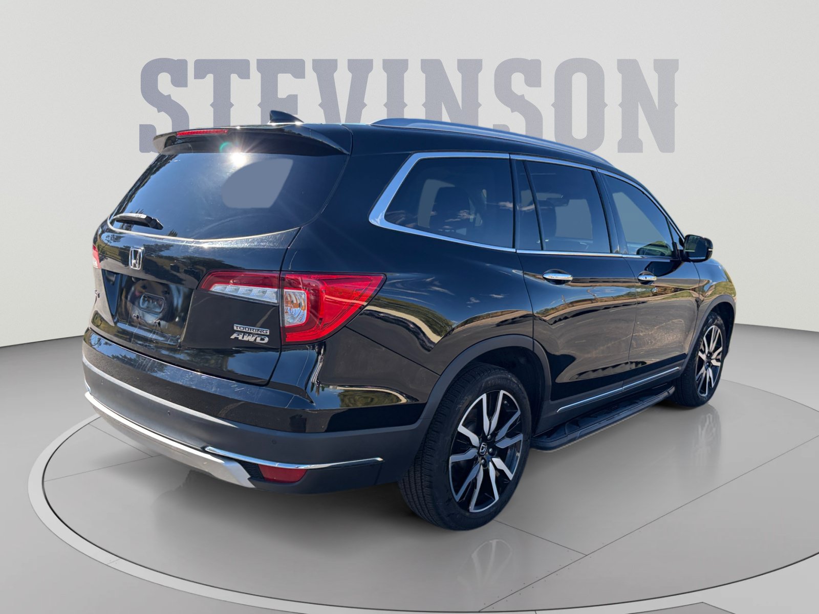Used 2020 Honda Pilot Touring image 5