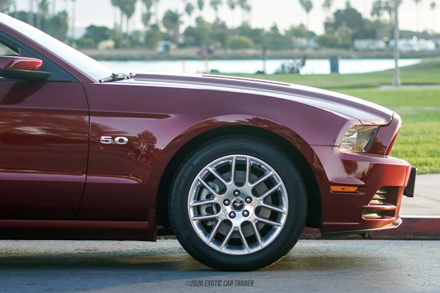 Used 2014 Ford Mustang GT Premium w/ Electronics Package RWD image 10