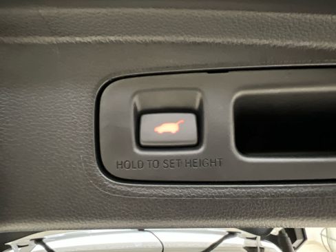 Used 2023 Honda CR-V EX-L image 14