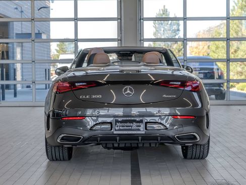 Used 2026 Mercedes-Benz CLE 300 4MATIC Cabriolet image 15