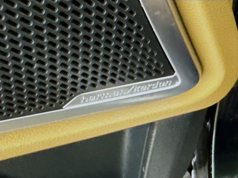 Used 2022 Kia Telluride SX w/ Towing Package image 4